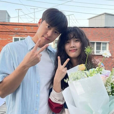 Park Se-ri and Han Yoon-seok